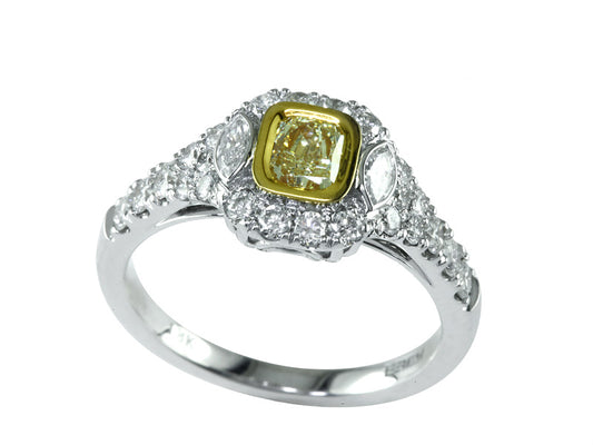 EFFY 18K WHITE and YELLOW GOLD  RING (WITH  .30 CT  CENTER SIZE) CENTER SIZE: .30 CT